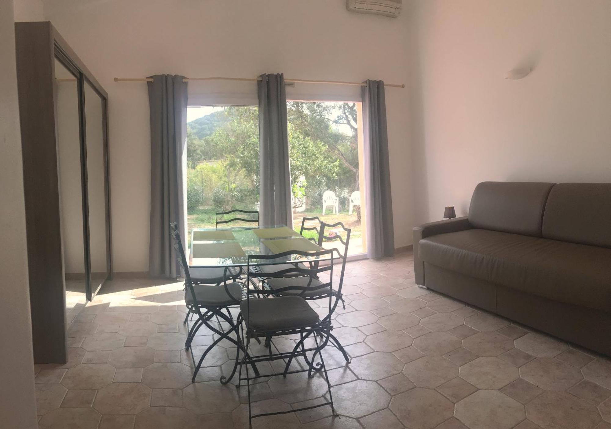 Ferienwohnung Marina Di Fautea Olmucciu Zimmer foto